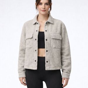 Vuori New Sycamore Sherpa Shirt Jacket Women’s XS Dark Salt Snap Front Cropped
